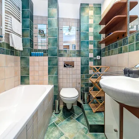 Podwale By Bookinghost * Βρότσλαβ